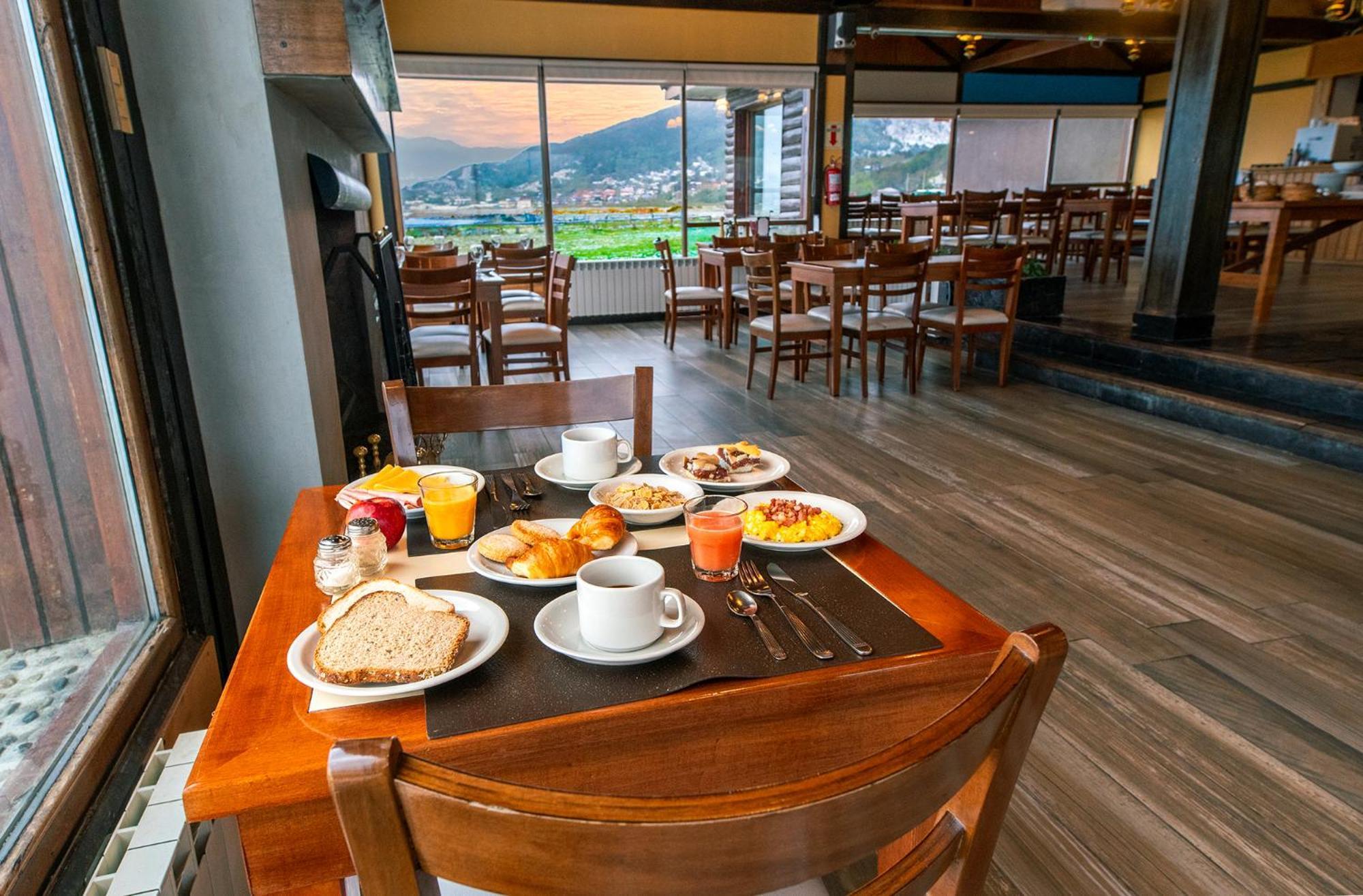 Tolkeyen Ushuaia Hotel מראה חיצוני תמונה